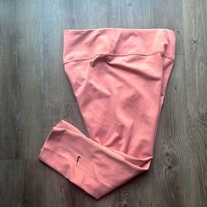 Nike Women’s Training Crop leggings